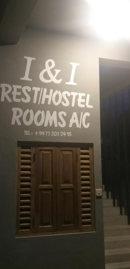 I & I Hostel Mirissa Dış mekan fotoğraf